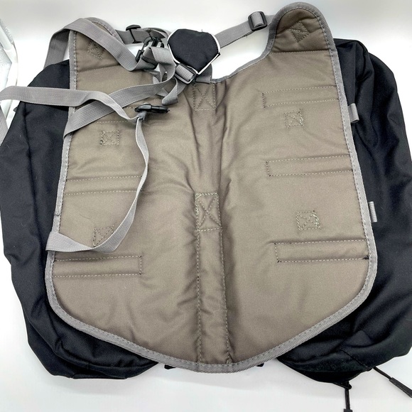 Outward Hound Kyjen Dog Backpack - Picture 2 of 3